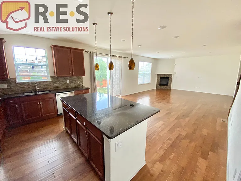 8811 Concolor Ln — Photo 4