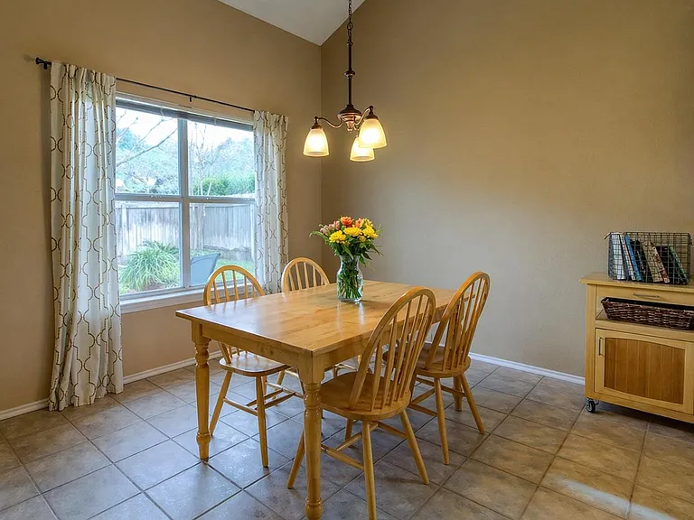 12900 Medina River Way — Photo 6