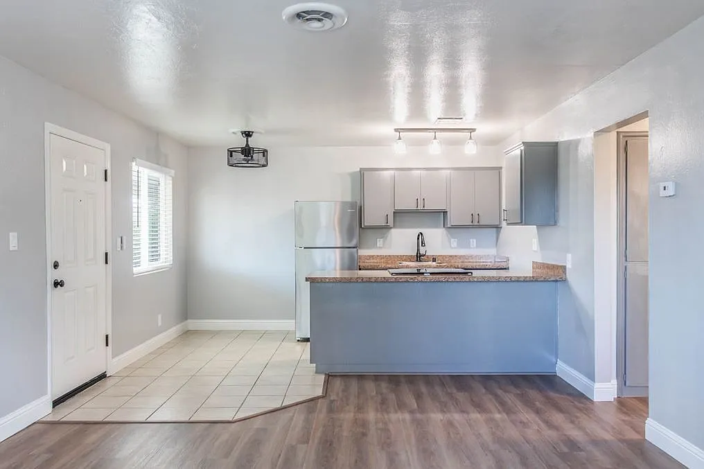 Lassen Place Apartments — Photo 1