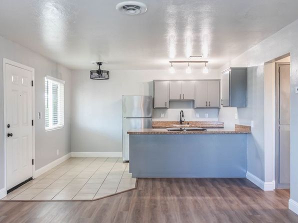 260 E Lassen Ave #12