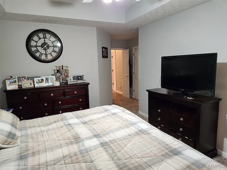 9513 Greythorne Way — Photo 17
