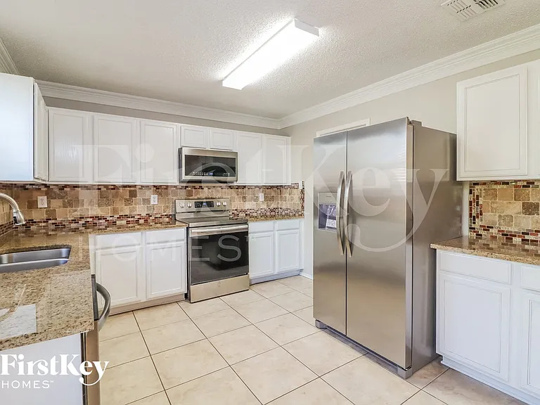3900 Golden Horn Ln — Photo 7