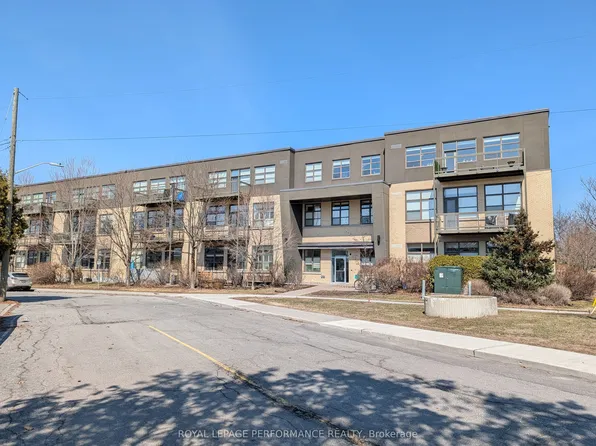 345 Saint Denis St #212, Ottawa, ON K1L 5J1
