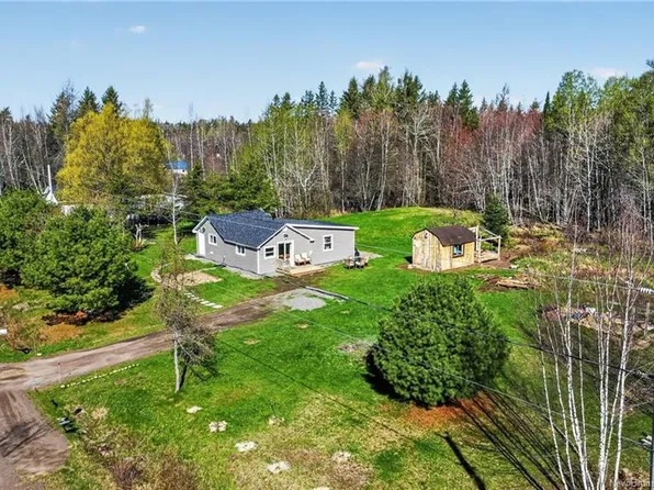 27 Beckwith Rd, Harcourt, NB E4T 2P8