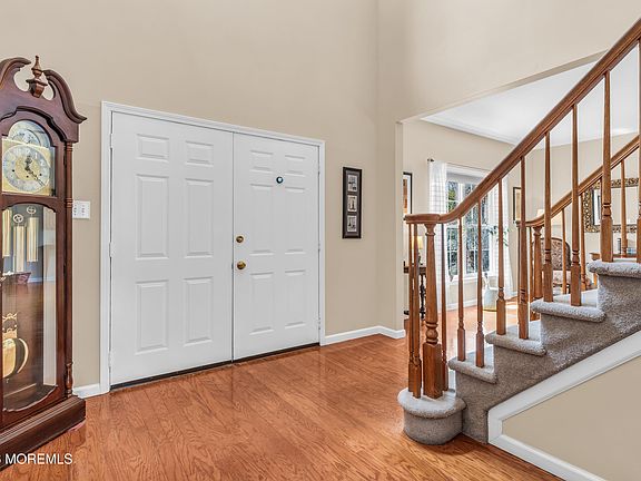 5th image of 3 Ramapo Court