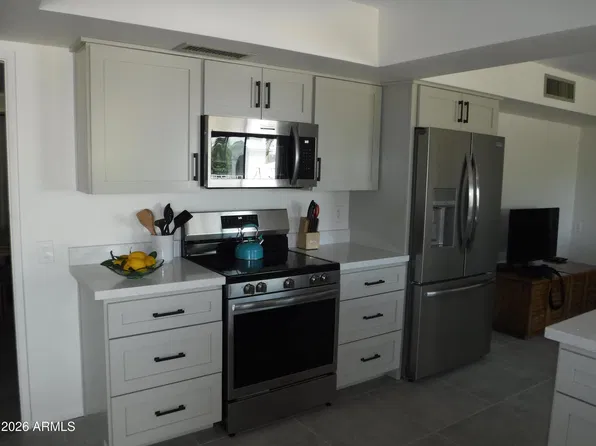 12930 W Seville Dr, Sun City West, AZ 85375