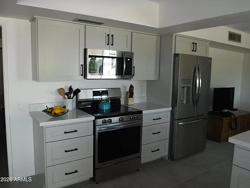 12930 W Seville Dr Photo 1
