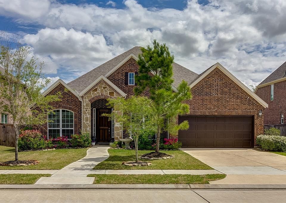 1st image of 3013 Rocky Point Dr