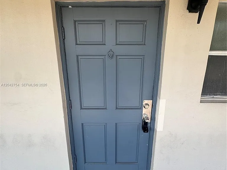 7910 Colony Cir N #304 — Photo 2