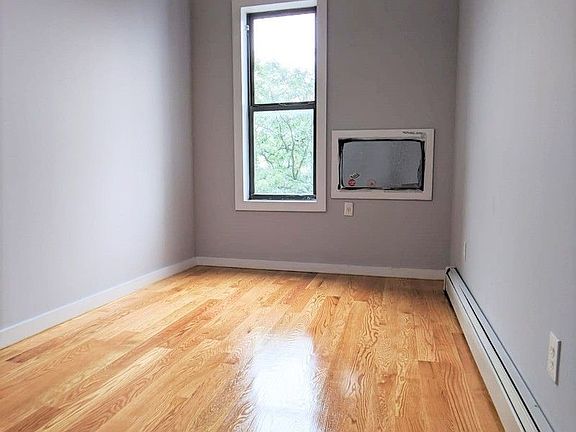 5th image of 276 Woodbine St #3A