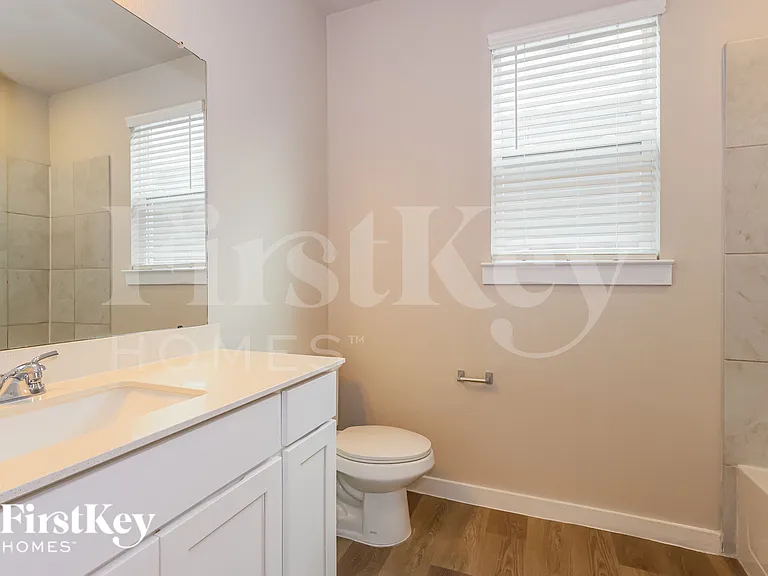 18342 W Centro Cir — Photo 13