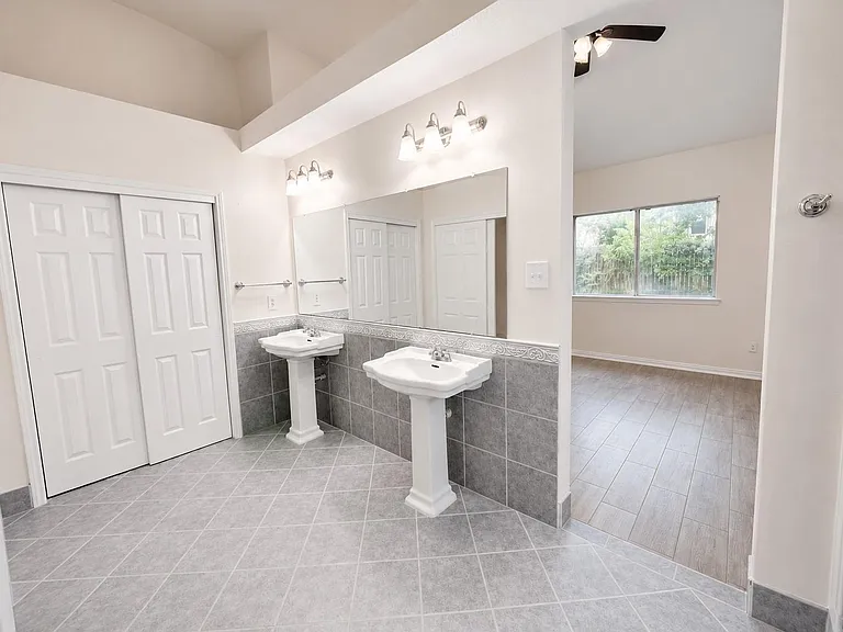 21458 Park Timbers Ln — Photo 8