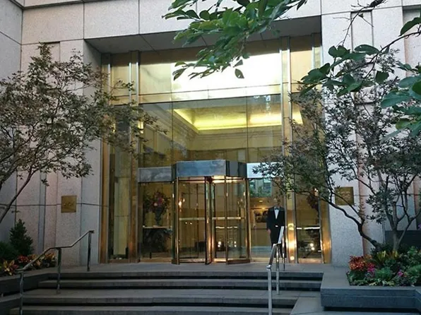 200 East 61st Street image 9 of 10