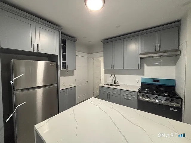 1483 W Broad St — Photo 9