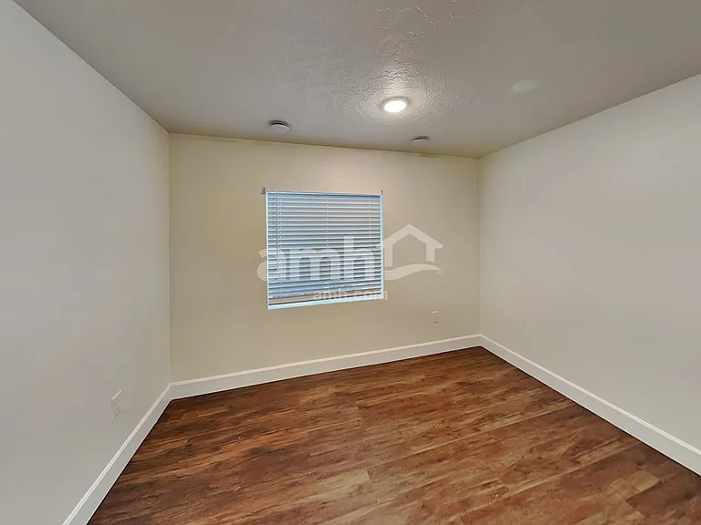 1278 Village Green Trl — Photo 11