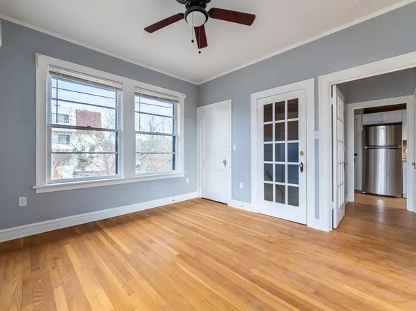 3111 Grooms St APT B, Austin, TX 78705