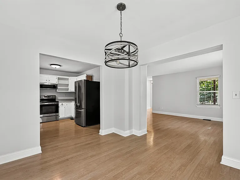 271 Paw Paw Dr — Photo 8