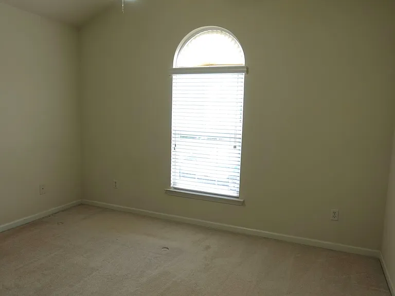 115 Roberts Hill Dr — Photo 23