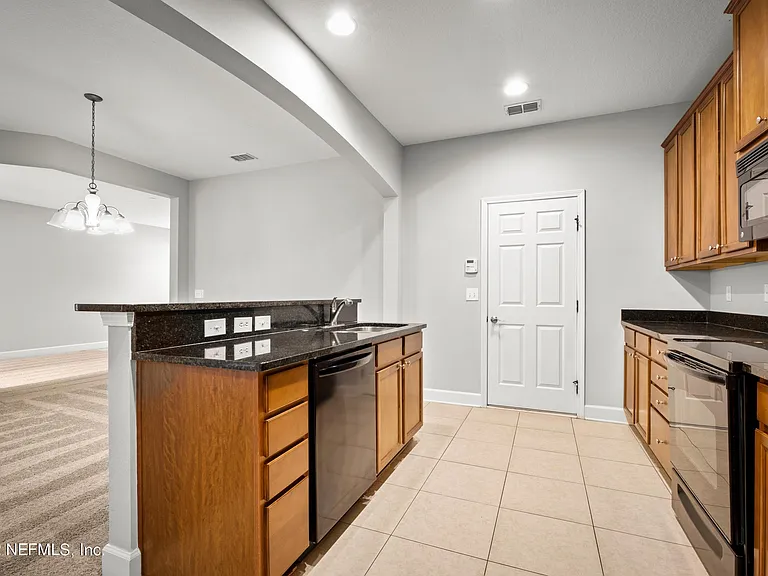 6216 Clearsky Dr — Photo 11