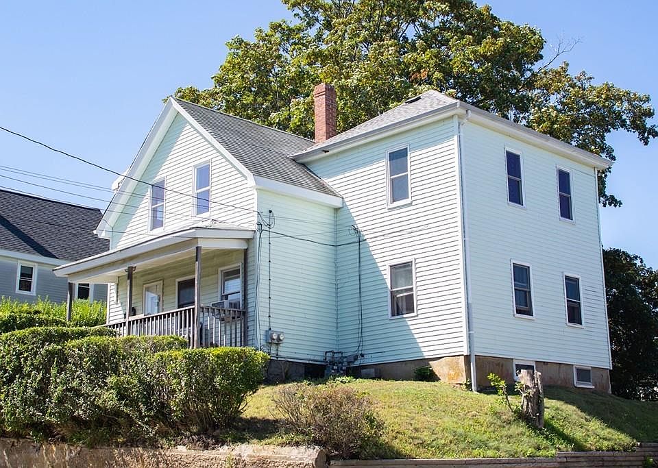 1st image of 61 Cherry St
