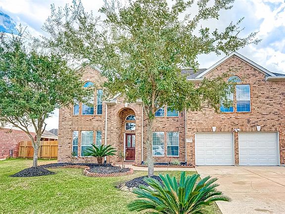 2nd image of 23431 Starbridge Lake Ln