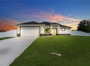 3805 E 16th St, Lehigh Acres, FL 33972