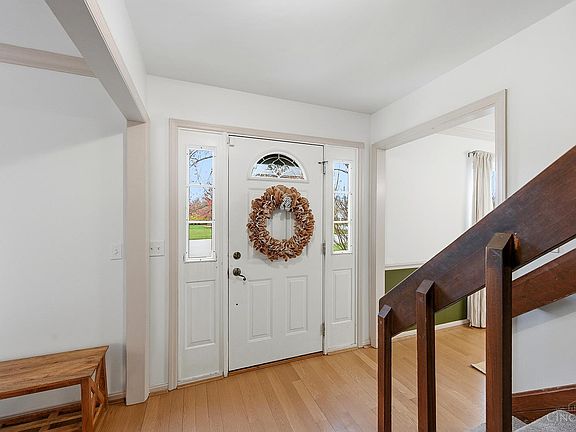 4th image of 7179 Lamplite Ct