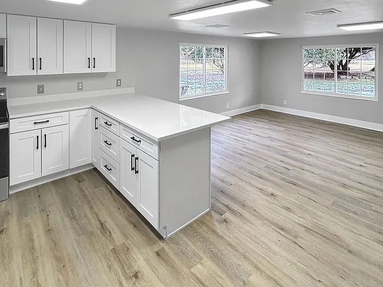 62 Noblestown Rd — Photo 33