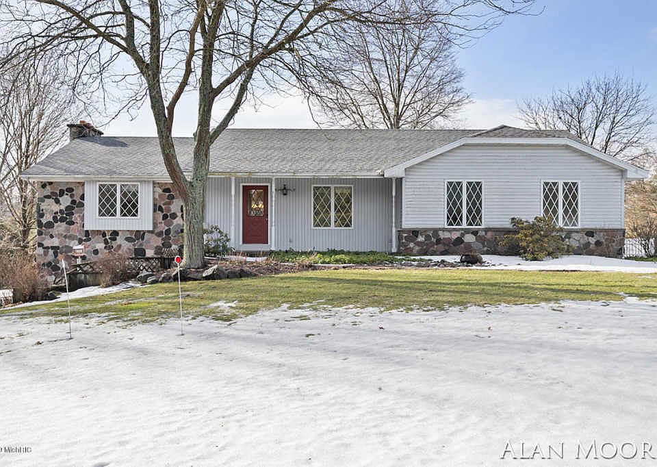 1st image of 5480 Kies St NE