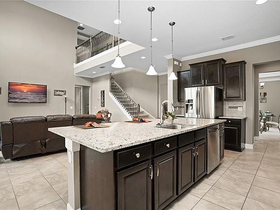 4th image of 9526 Royal Estates Blvd