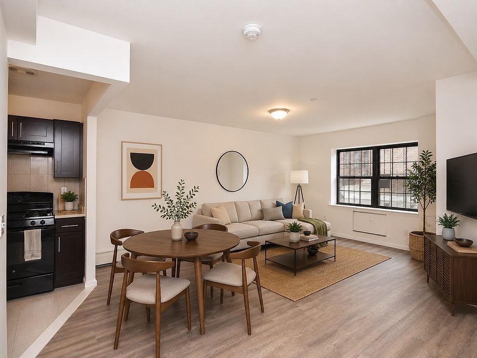 1st image of 1355 Plimpton Ave Floor 1