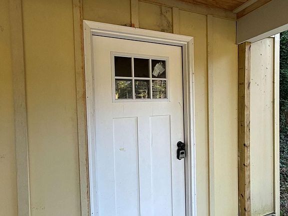 3rd image of 4592 Ruby Rd