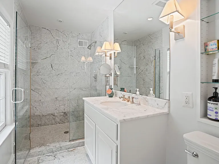 5320 Albemarle St — Photo 18
