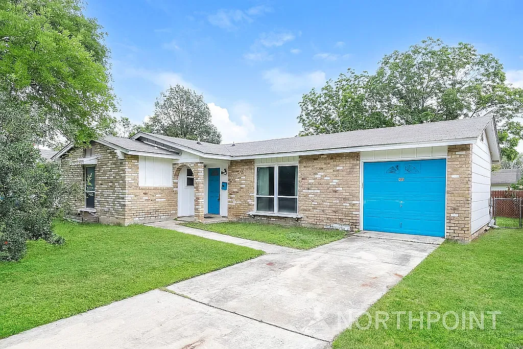 3 bed, 1770 sqft, $1,650 — Photo 2