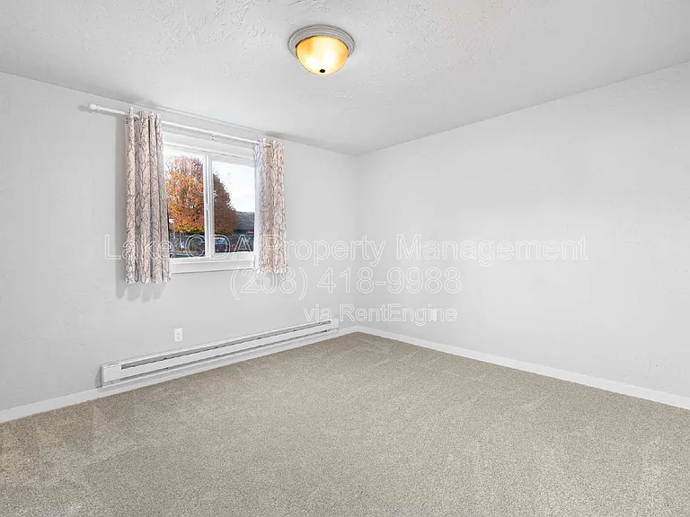 1419 E Stiner Ave #1419 — Photo 13