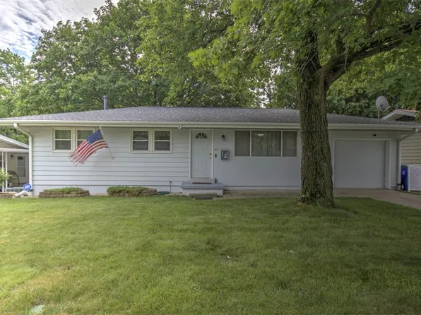 14 Colorado Dr, Decatur, IL 62526