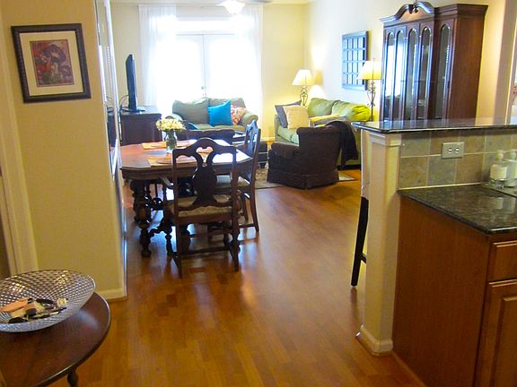 3rd image of 1711 Old Spanish Trl APT 403