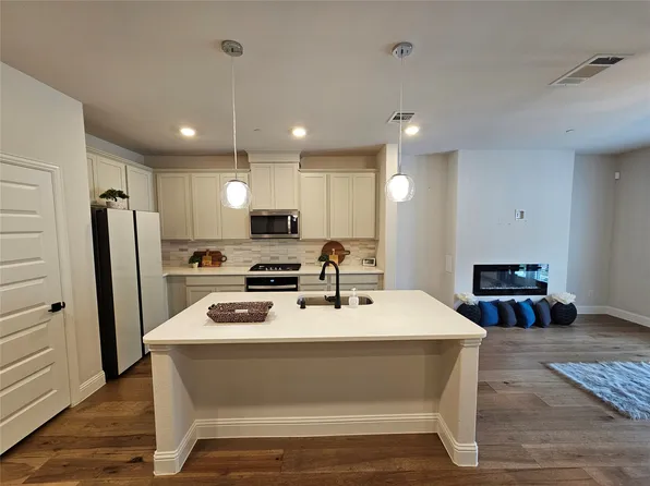 7852 Manilla Dr, Rowlett, TX 75088