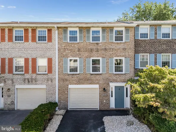 999 Barnside Rd, Allentown, PA 18103