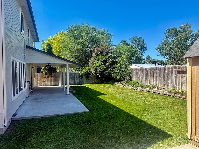 6489 S Cheshire Ave — Photo 3