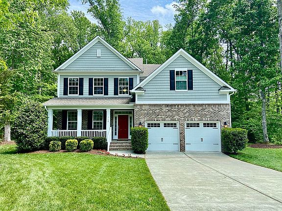 3rd image of 712 Wisborough Ct