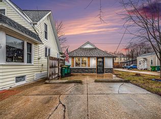 215 W Main St, Kirkland, IL 60146