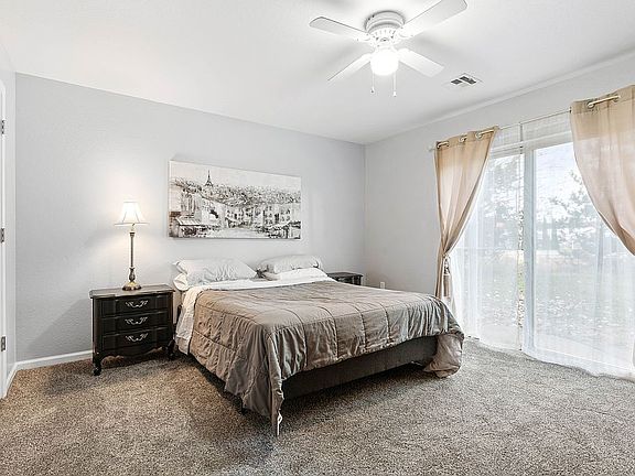 4th image of 1205 Newfoundland Dr