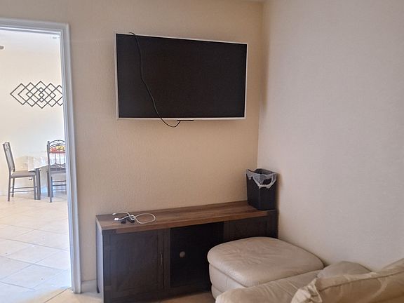 TV: All the TVs have streaming WiFi access.
