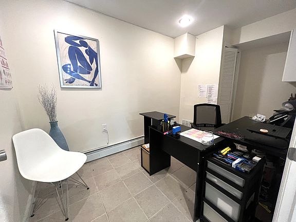 5th image of 2216 Kimball St #6M