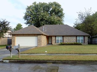 2812 E Fort Worth St, Broken Arrow, OK 74014