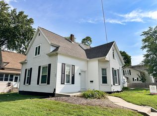1001 N Lee St, Bloomington, IL