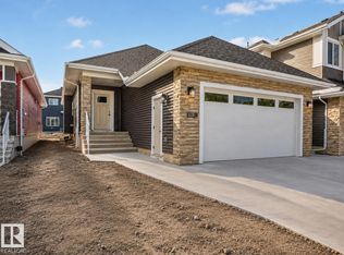 3320 Chickadee Dr NW, Edmonton, AB T5S0K9
