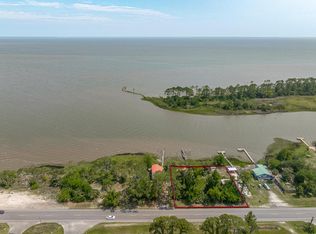 434 Highway 98, Apalachicola, FL 32320