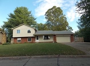 319 N Windsong Ln, Greenwood, IN 46142